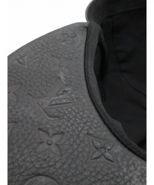 LOUIS VUITTON（ルイ ヴィトン）LOUIS VUITTON (ルイ ヴィトン) モノグラム型押しレザーキャップ ブラックの古着・服飾アイテム