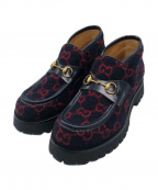 GUCCIグッチ）の古着「GGフェルトタンクソールチャッカブーツ」｜ネイビー×レッド