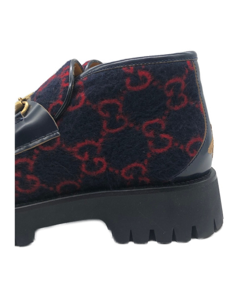 GUCCI（グッチ）GUCCI (グッチ) GGフェルトタンクソールチャッカブーツ ネイビー×レッド サイズ:9 1/2 598315の古着・服飾アイテム