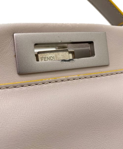 FENDI（フェンディ）FENDI (フェンディ) ピーカブー ベージュ サイズ:ミディアムの古着・服飾アイテム