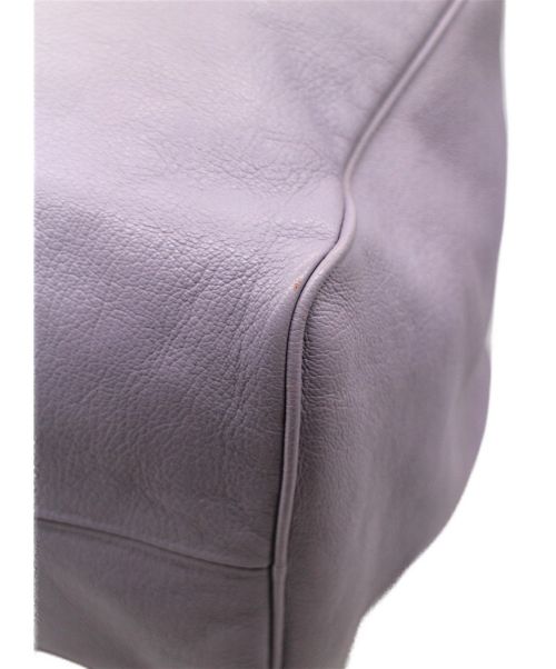 BOTTEGA VENETA（ボッテガベネタ）BOTTEGA VENETA (ボッテガベネタ) レザーボストンバッグ ラベンダー サイズ:-の古着・服飾アイテム