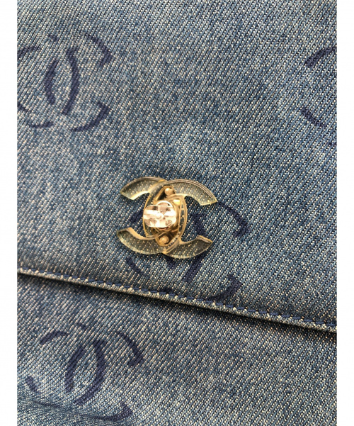 CHANEL（シャネル）CHANEL (シャネル) ココマークデニムクラッチバッグ インディゴ サイズ:ｰ A18083の古着・服飾アイテム