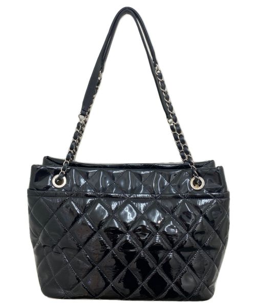 CHANEL（シャネル）CHANEL (シャネル) エナメルチェーントートバッグ ブラック サイズ:-の古着・服飾アイテム