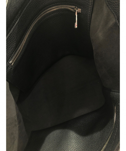 LOUIS VUITTON（ルイ ヴィトン）LOUIS VUITTON (ルイ ヴィトン) キュイール・トリヨン ブラック サイズ:-  M50086の古着・服飾アイテム