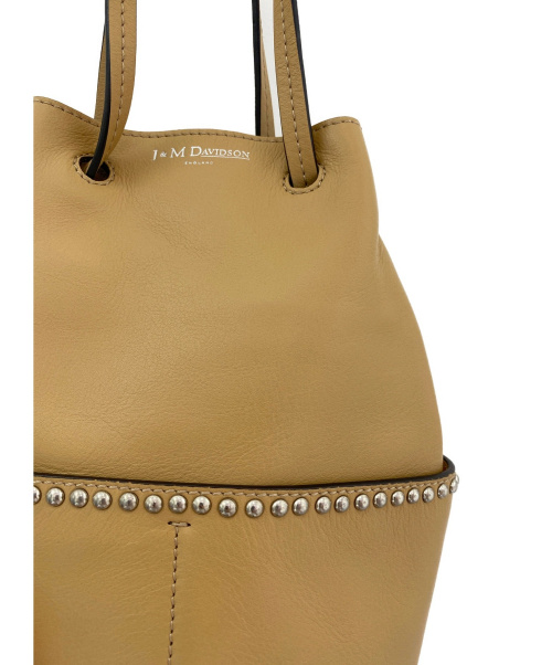 J&M DAVIDSON（ジェイ＆エム デヴィッドソン）J&M DAVIDSON (ジェイ＆エム デヴィッドソン) MINI DAISY WITH STUDS キャメル サイズ:ミニ MINI DAISY WITH STUDS 1428Nの古着・服飾アイテム