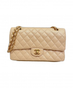 CHANELシャネル）の古着「ダブルフラップマトラッセ25」｜ベージュ