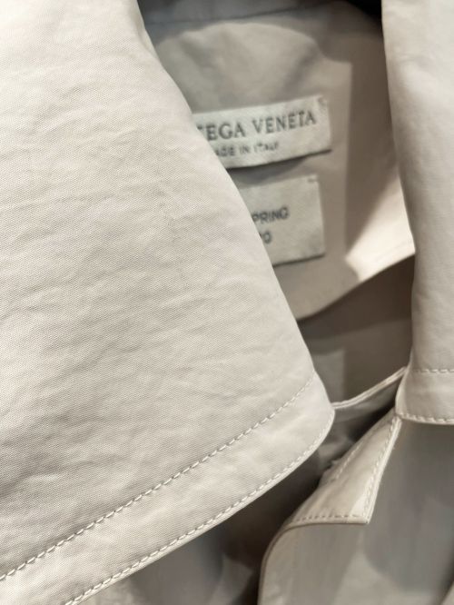 BOTTEGA VENETA（ボッテガベネタ）BOTTEGA VENETA (ボッテガベネタ) 20SS オーバーサイズトレンチコート ベージュ サイズ:48の古着・服飾アイテム