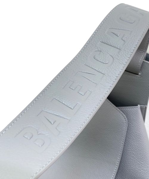 BALENCIAGA（バレンシアガ）BALENCIAGA (バレンシアガ) TOOL 2.0  North-South グレー サイズ:-の古着・服飾アイテム
