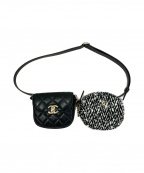 CHANELシャネル）の古着「ウエストバッグ&コインパース」