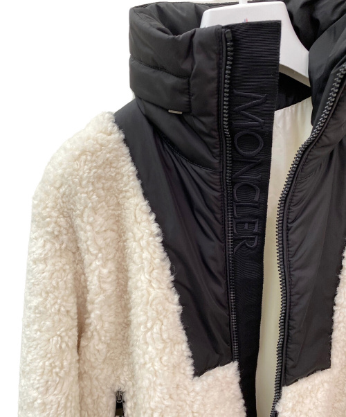 MONCLER（モンクレール）MONCLER (モンクレール) ファーシャーリングクロップドジャケット ホワイト サイズ:XSの古着・服飾アイテム