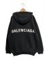 BALENCIAGA（バレンシアガ）の古着「BACK LOGO HOODIE」｜ブラック