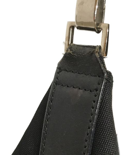 GUCCI（グッチ）GUCCI (グッチ) ワンショルダーバッグ ブラックの古着・服飾アイテム