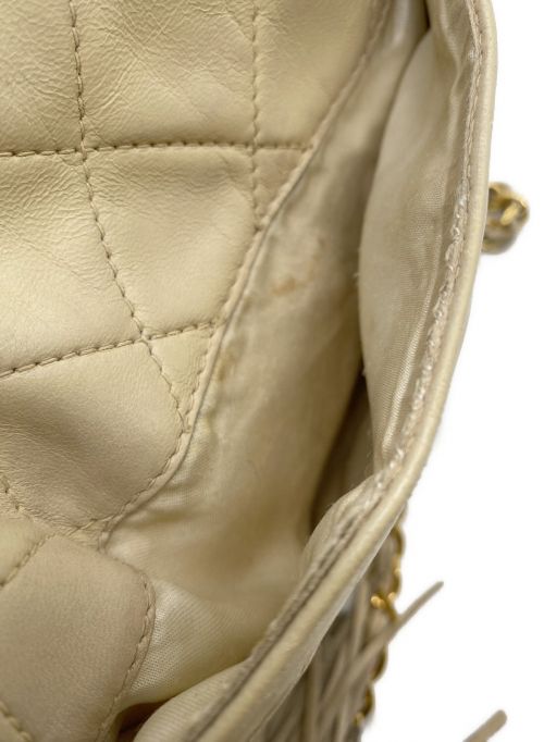 CHANEL（シャネル）CHANEL (シャネル) チェーンショルダーバッグ アイボリー サイズ:-の古着・服飾アイテム