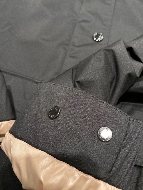 MONCLER（モンクレール）MONCLER (モンクレール) CIGUE ブラックの古着・服飾アイテム
