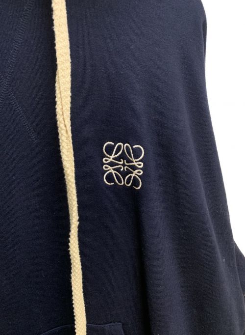 LOEWE（ロエベ）LOEWE (ロエベ) アナグラム刺繍プルオーバーパーカー ネイビー サイズ:Lの古着・服飾アイテム