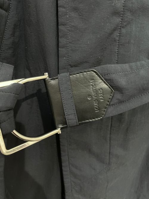 LOUIS VUITTON（ルイ ヴィトン）LOUIS VUITTON (ルイ ヴィトン) ナイロントレンチコート ブラック サイズ:46の古着・服飾アイテム