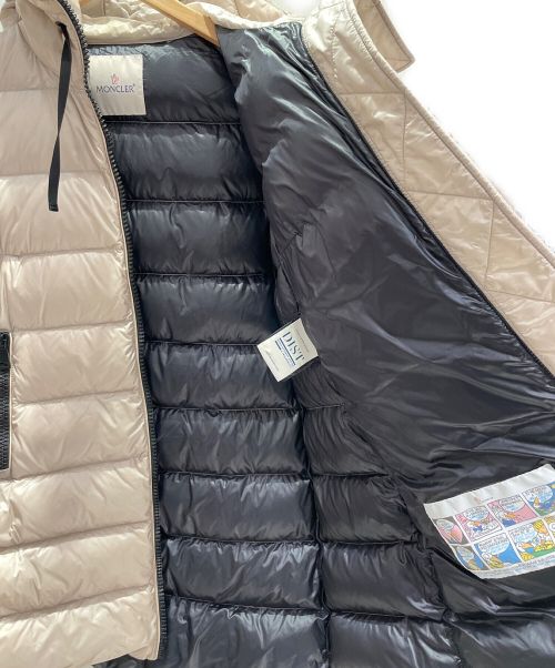 MONCLER（モンクレール）MONCLER (モンクレール) SUYEN  ベージュ サイズ:2の古着・服飾アイテム