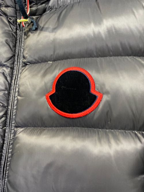 MONCLER（モンクレール）MONCLER (モンクレール) SASSIERE ネイビー サイズ:5の古着・服飾アイテム