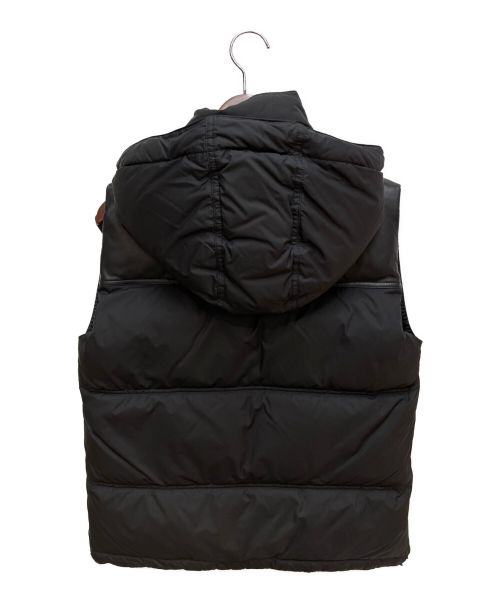 GUCCI（グッチ）GUCCI (グッチ) ロゴパッチダウンベスト ブラック サイズ:44の古着・服飾アイテム