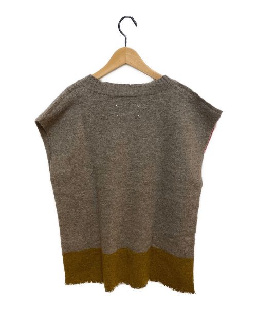 Maison Margiela（メゾンマルジェラ）Maison Margiela (メゾンマルジェラ) Vネックニットベスト レッド×カーキ サイズ:Mの古着・服飾アイテム