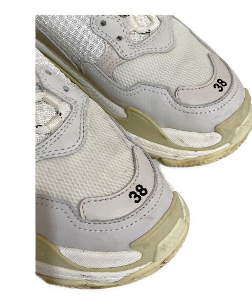 BALENCIAGA（バレンシアガ）BALENCIAGA (バレンシアガ) TRIPLE S ホワイト サイズ:25の古着・服飾アイテム