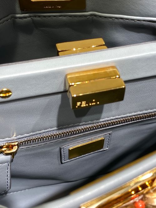 FENDI（フェンディ）FENDI (フェンディ) ピーカブーミニ サイズ:ミニの古着・服飾アイテム