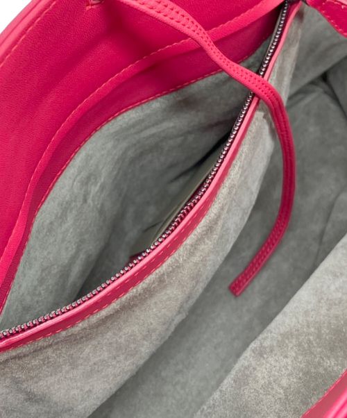 BOTTEGA VENETA（ボッテガベネタ）BOTTEGA VENETA (ボッテガベネタ) イントレチャートハンドバッグ ショッキングピンクの古着・服飾アイテム