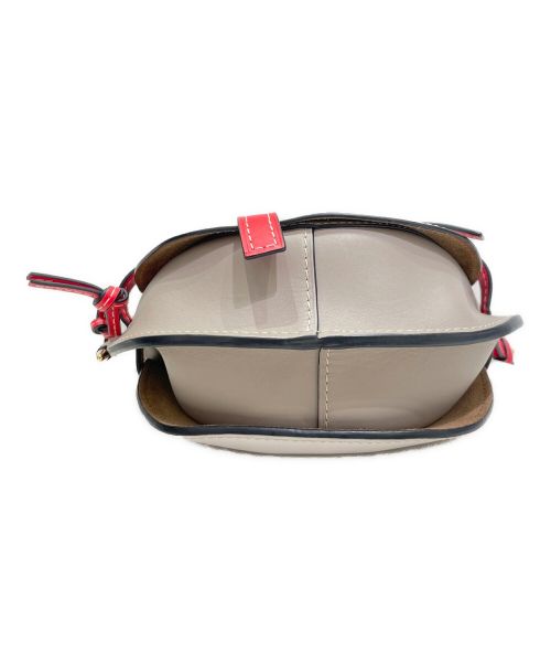 LOEWE（ロエベ）LOEWE (ロエベ) ゲートスモールバッグ ホワイト×レッド サイズ:スモールの古着・服飾アイテム