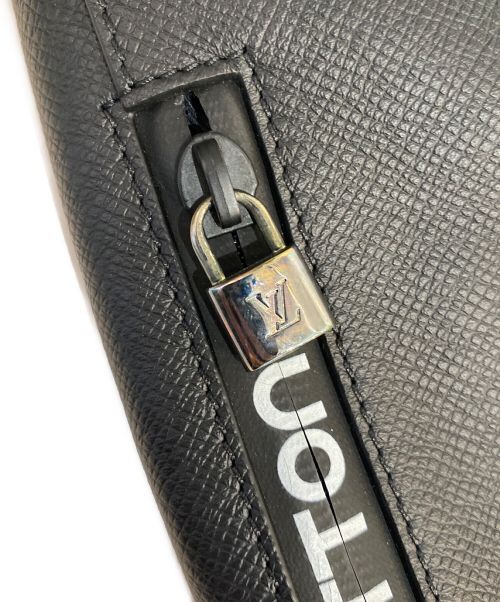 LOUIS VUITTON（ルイ ヴィトン）LOUIS VUITTON (ルイ ヴィトン) タイガ ガバライトトートバッグ ブラック サイズ:-の古着・服飾アイテム