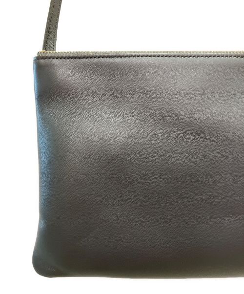 CELINE（セリーヌ）CELINE (セリーヌ) トリオラージレザーショルダーバッグ グレーの古着・服飾アイテム