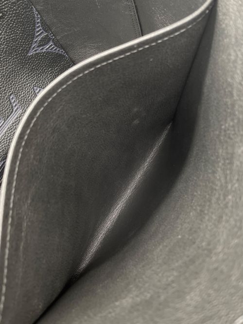 LOUIS VUITTON（ルイ ヴィトン）LOUIS VUITTON (ルイ ヴィトン) カバ・ヴォワヤージュ NV ブラック サイズ:-の古着・服飾アイテム