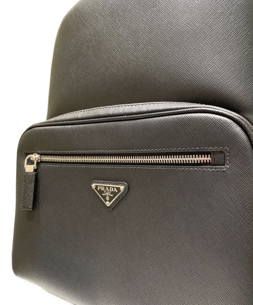 PRADA（プラダ）PRADA (プラダ) サフィアーノトラベルバックパック ブラック サイズ:-の古着・服飾アイテム