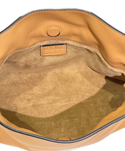 LOEWE（ロエベ）LOEWE (ロエベ) ショルダーバッグ キャメルの古着・服飾アイテム