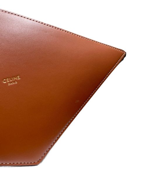 CELINE（セリーヌ）CELINE (セリーヌ) ピラミッドチェーンショルダーバッグ ブラウン サイズ:-の古着・服飾アイテム