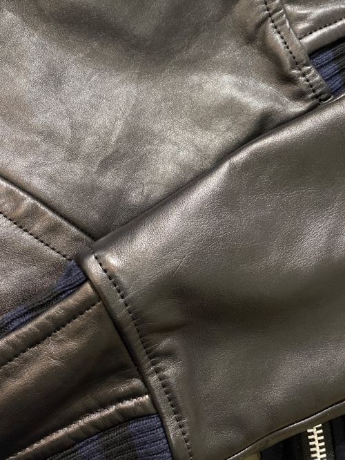 sacai（サカイ）sacai (サカイ) 21AW アームレザーパテッドジャケット オリーブ×ブラック サイズ:1の古着・服飾アイテム