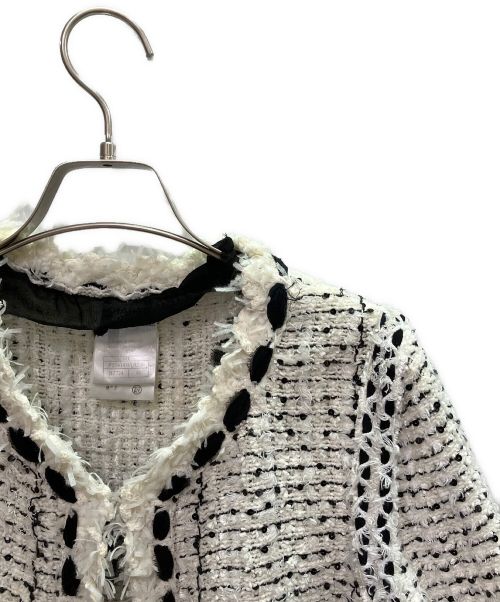 CHANEL（シャネル）CHANEL (シャネル) ツイード スパンコール シフォンノーカラージャケット アイボリー サイズ:40の古着・服飾アイテム