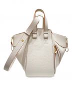 LOEWEロエベ）の古着「ハンモックバッグスモール」｜アイボリー