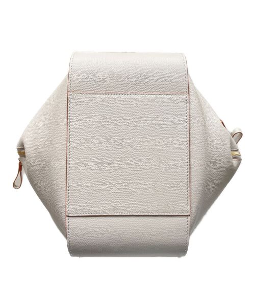 LOEWE（ロエベ）LOEWE (ロエベ) ハンモックバッグスモール アイボリー サイズ:スモールの古着・服飾アイテム