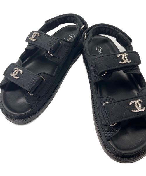 CHANEL（シャネル）CHANEL (シャネル) ラインストーンロゴスポーツサンダル ブラック サイズ:37 Cの古着・服飾アイテム