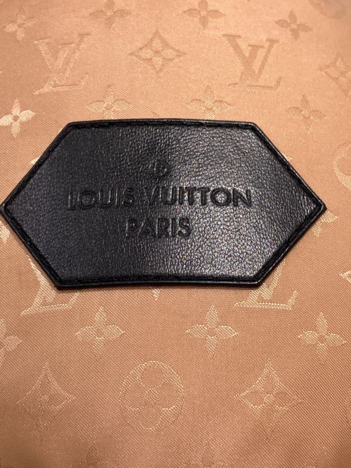 LOUIS VUITTON（ルイ ヴィトン）LOUIS VUITTON (ルイ ヴィトン) フーデッドダウンジャケット シャンパンゴールド サイズ:38の古着・服飾アイテム