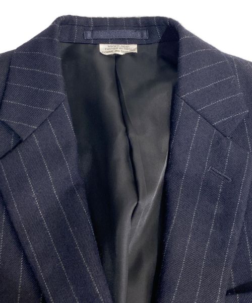 COMME des GARCONS HOMME PLUS（コムデギャルソンオムプリュス）COMME des GARCONS HOMME PLUS (コムデギャルソンオムプリュス)) ピンストライプスタッズテーラードジャケット ネイビー サイズ:XSの古着・服飾アイテム