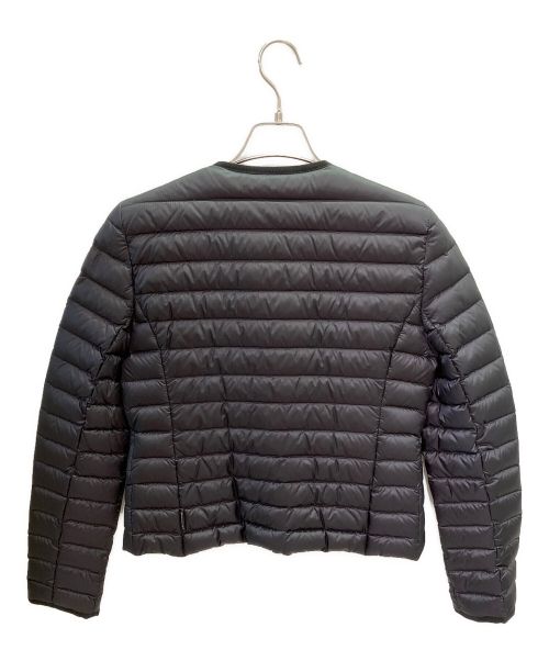 MONCLER（モンクレール）MONCLER (モンクレール) スタッズ付ノーカラーダウンセーター ブラック サイズ:2の古着・服飾アイテム