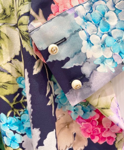 GUCCI（グッチ）GUCCI (グッチ) Hydrangeaシルクシャツ マルチカラー サイズ:38の古着・服飾アイテム