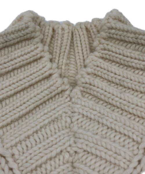 AURALEE（オーラリー）AURALEE (オーラリー) スーパーファインエアリーVネックニット ホワイト サイズ:1の古着・服飾アイテム