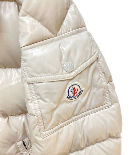 MONCLER（モンクレール）MONCLER (モンクレール) MAYA  ベージュ サイズ:4の古着・服飾アイテム