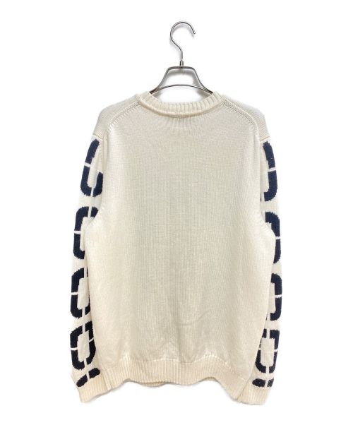 FENDI（フェンディ）FENDI (フェンディ) ビッグロゴクルーネックニット オフホワイト サイズ:50の古着・服飾アイテム