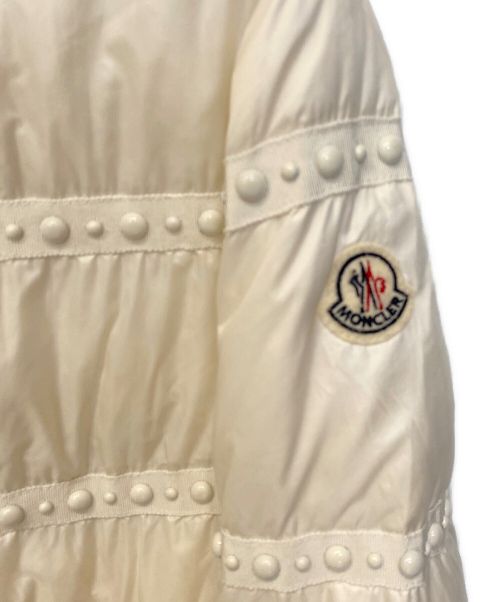 MONCLER（モンクレール）MONCLER (モンクレール) ダウンジャケット ホワイトの古着・服飾アイテム