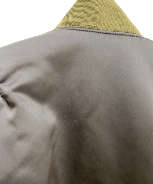 Maison Margiela（メゾンマルジェラ）Maison Margiela (メゾンマルジェラ) クラシックボンバージャケット ブラック×オリーブ サイズ:50の古着・服飾アイテム