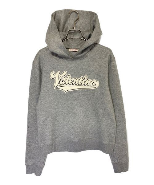 VALENTINO（ヴァレンティノ）VALENTINO (ヴァレンティノ) ノエンブロイダリーパッチ コットン スウェットシャツ グレー サイズ:L 未使用品の古着・服飾アイテム