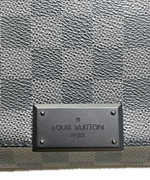 LOUIS VUITTON（ルイ ヴィトン）LOUIS VUITTON (ルイ ヴィトン) ダミエ グラフィット ディストリクトPM ブラック サイズ:PMの古着・服飾アイテム